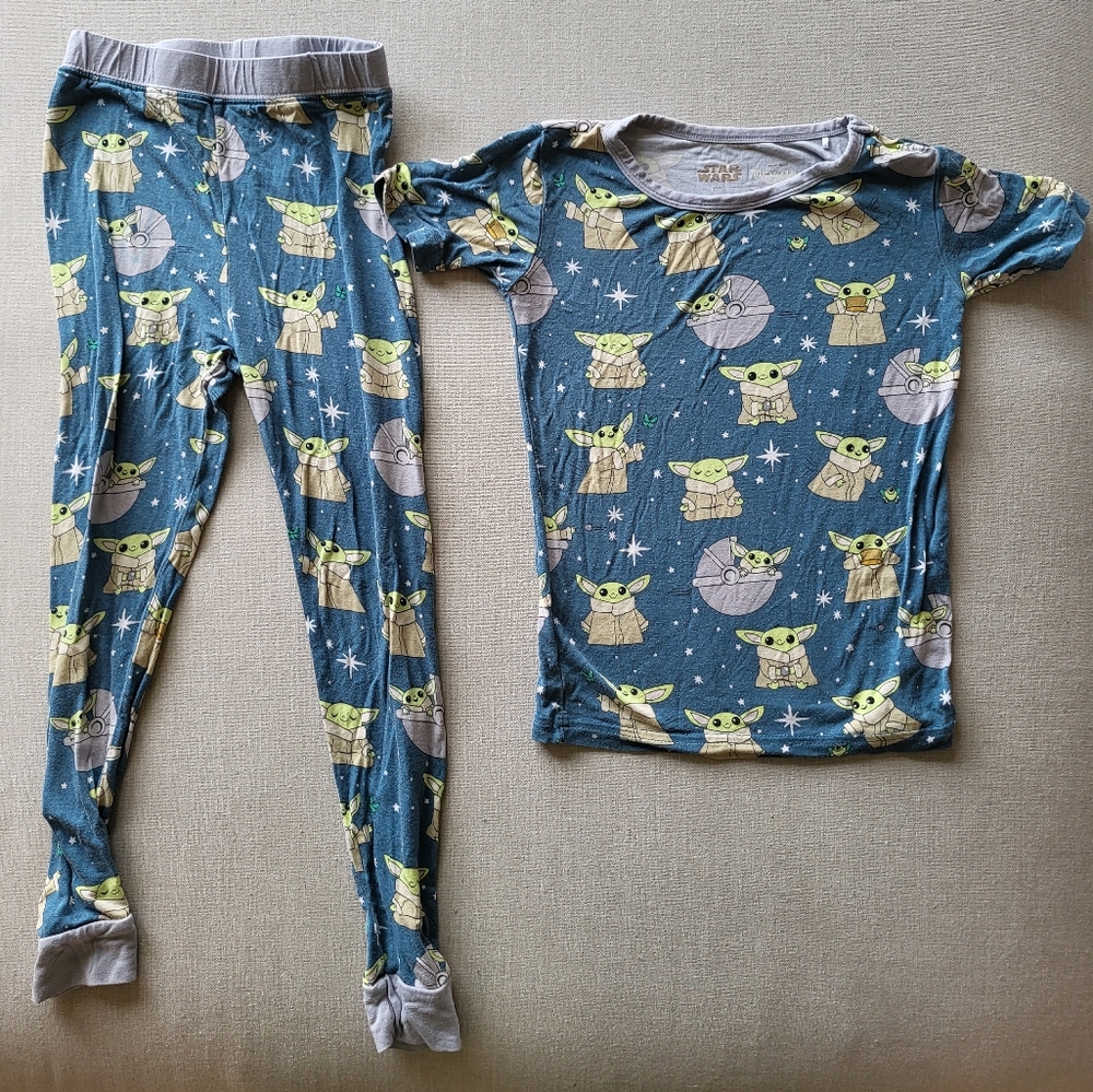 Lil Sleepies Short Sleeve Jammies, Baby Yoda Print, Size 4T